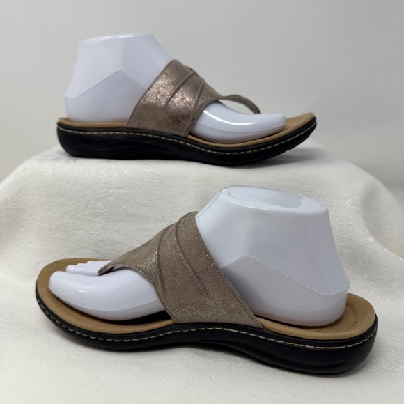 Clarks Collection Laurieann Rae Sandals Women’s Size 8M Taupe Metallic Comfort - Picture 2 of 15